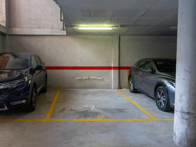 Garaje en Alquiler en El Poblenou