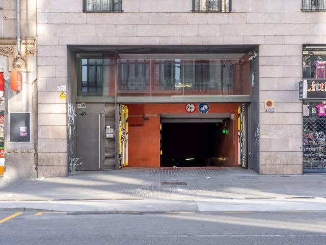 Garaje en Alquiler en El Raval
