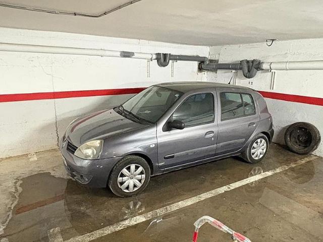 Garaje en alquiler en Figueres, de 14 m² por 65