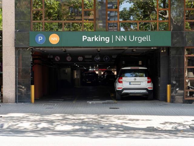 Garaje en Alquiler en La Nova Esquerra de l'Eixample