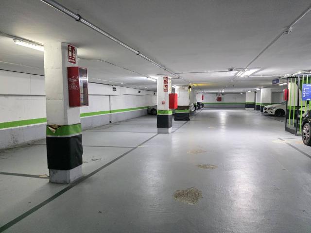 Garaje en Alquiler en L'Antiga Esquerra de l'Eixample