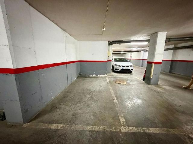 Garaje en alquiler en Montcada i Reixac, de 8 m² por 85