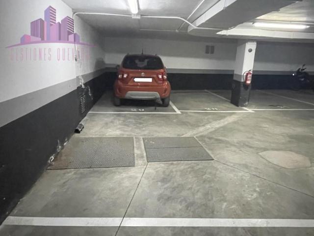 Garaje en alquiler en Madrid, Tres Olivos Valverde