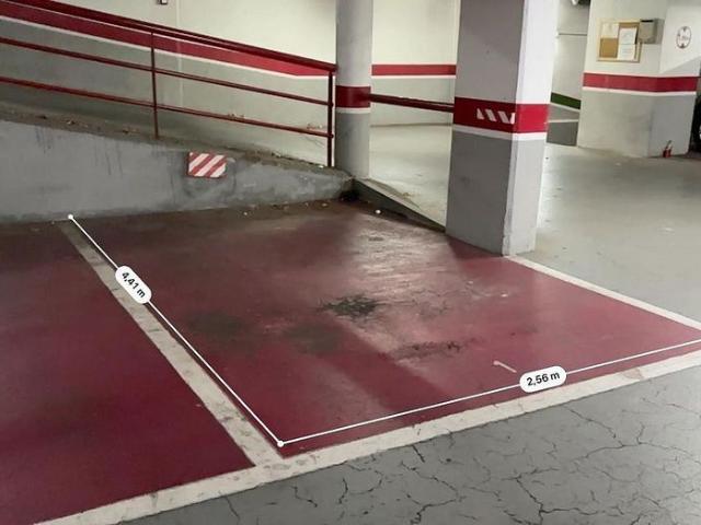 Garaje en alquiler en Manresa, de 12 m² por 75