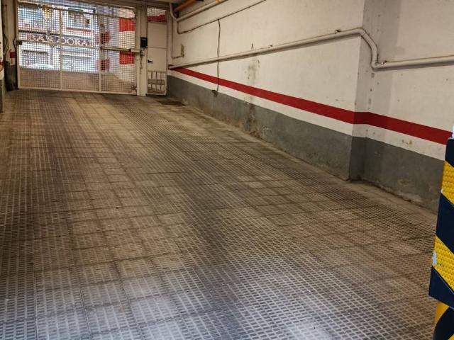 Garaje en Alquiler en Nou Eixample Sud