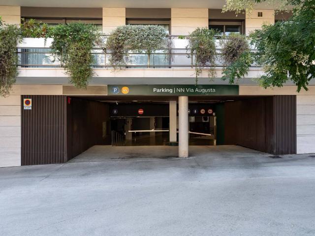 Garaje en Alquiler en Sarrià