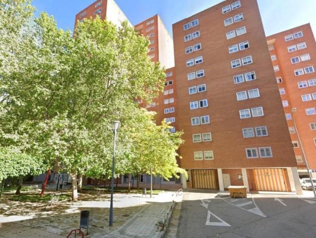 Garaje en alquiler en Palencia, Palencia Capital Ave María