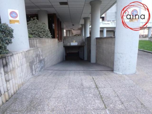 Garaje en alquiler en Pamplona, Iturrama