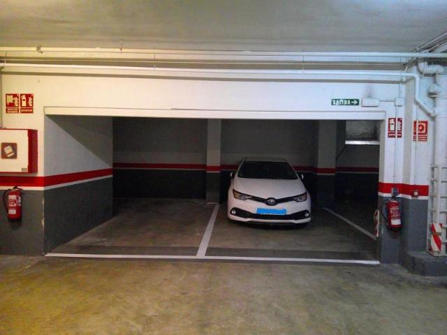 Garaje en alquiler en Pamplona, San Juan