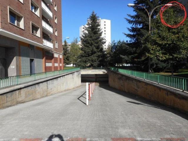 Garaje en alquiler en Pamplona, San Juan