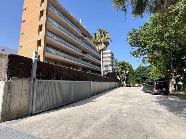 Garaje en alquiler en pasaje De Brumar, Salou, de 12 m² por 200