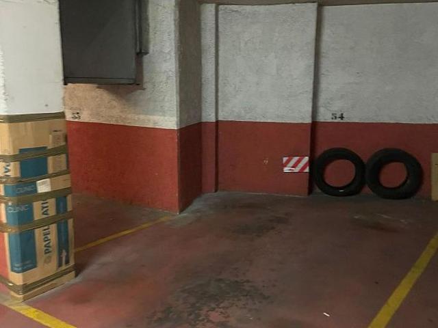 Garaje en alquiler en paseo De Sunyer, Reus, de 11 m² por 75