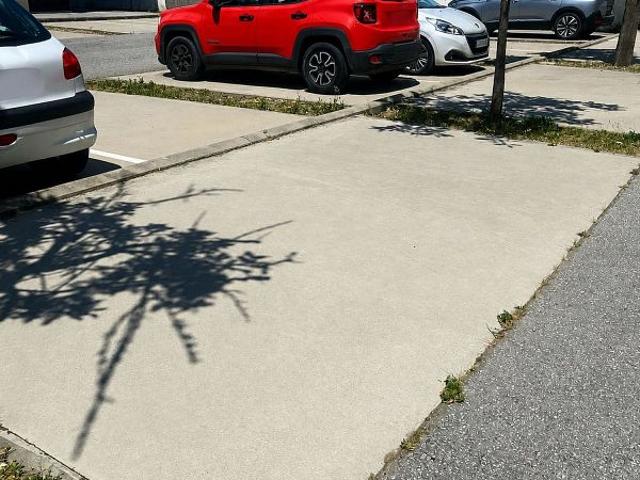 Garaje en alquiler en paseo Del Ferrocarril, Castelldefels, de 12 m² por 50