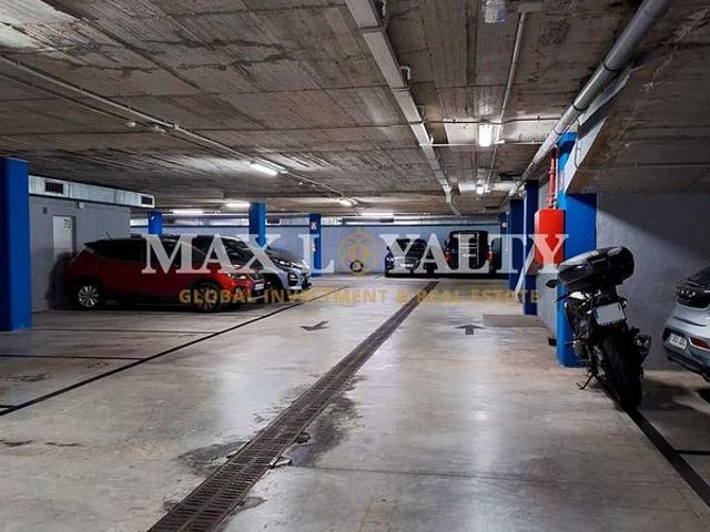 Garaje en alquiler en plaza D'europa, Hospitalet de Llobregat, L´, de 6 m² por 90