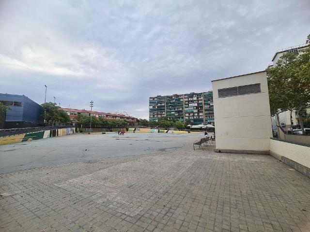 Garaje en alquiler en plaza De la Carpa, Hospitalet de Llobregat, L´, de 10 m² por 95