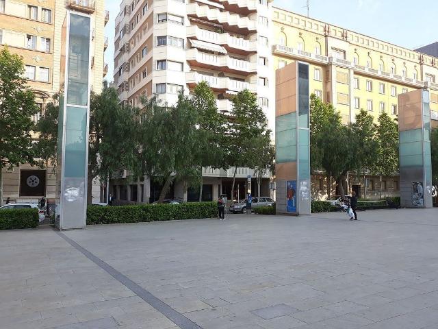 Garaje en alquiler en plaza Llibertat, Reus, de 15 m² por 80