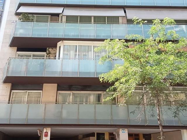 Garaje en alquiler en ronda Del General Mitre, Barcelona, de 10 m² por 110