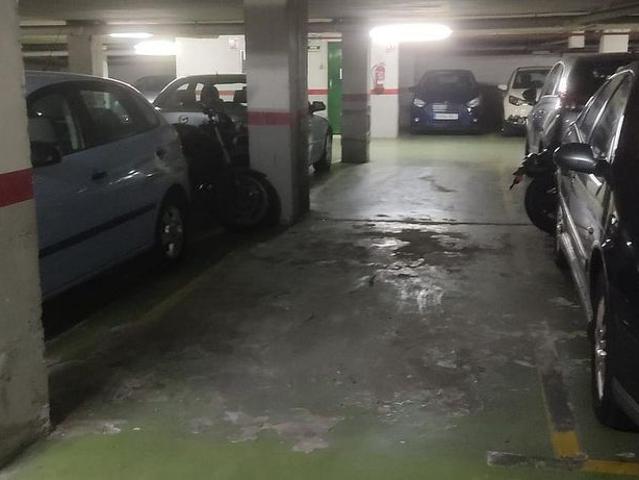 Garaje en alquiler en Reus, de 10 m² por 70