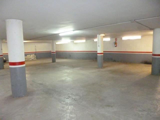 Garaje en alquiler en Tortosa, de 14 m² por 60