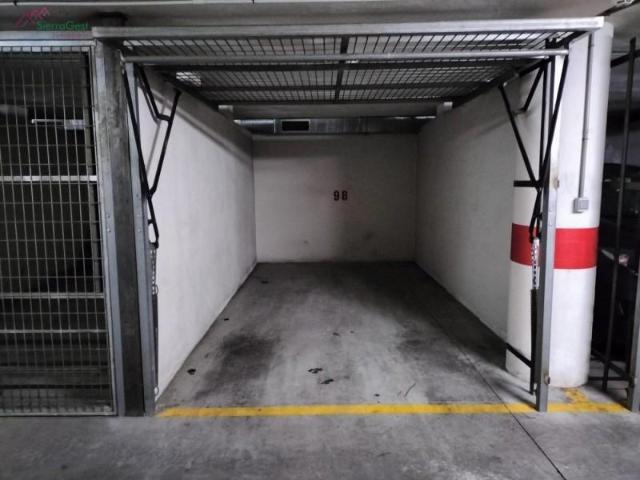 Garaje en alquiler en Ubrique, PLAZA LA ESTRELLA