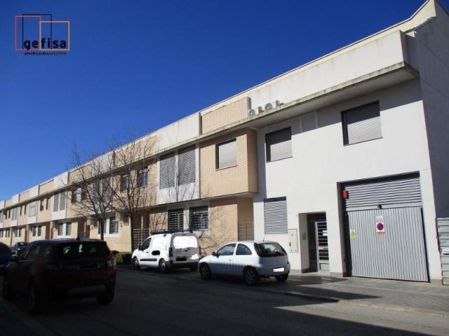 Garaje en alquiler en Valdepeñas, Centro Salud
