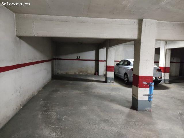 Garaje en Alquiler en Valencia de las Torres, Valencia