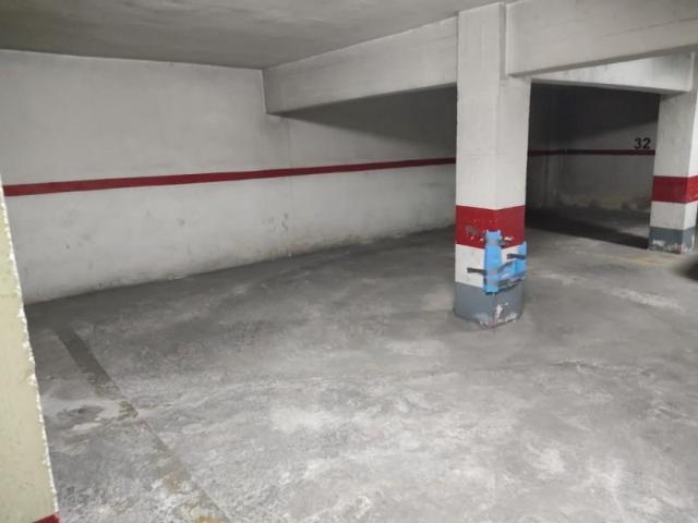 Garaje en alquiler en Valencia, Patraix