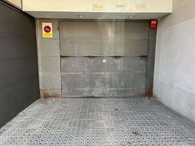 Garaje en alquiler en Vilanova i La Geltrú, de 34 m² por 70