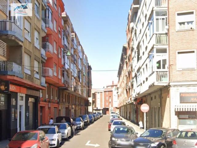 Garaje en Leon