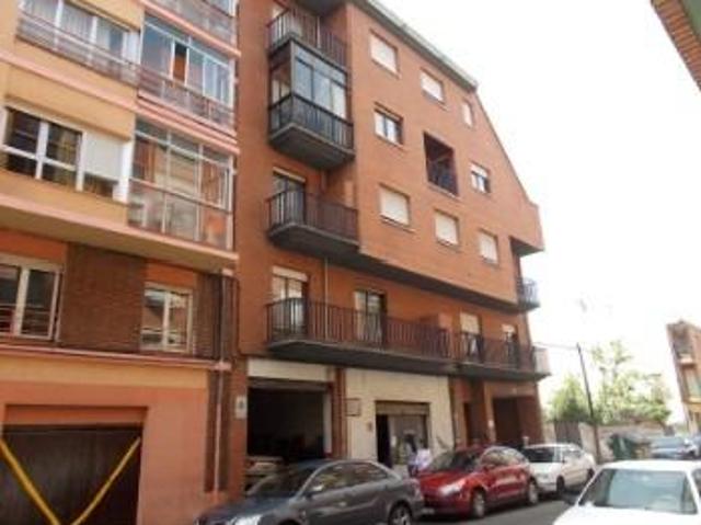 GARAJE EN LEÓN ZONA CRUCERO PINILLA