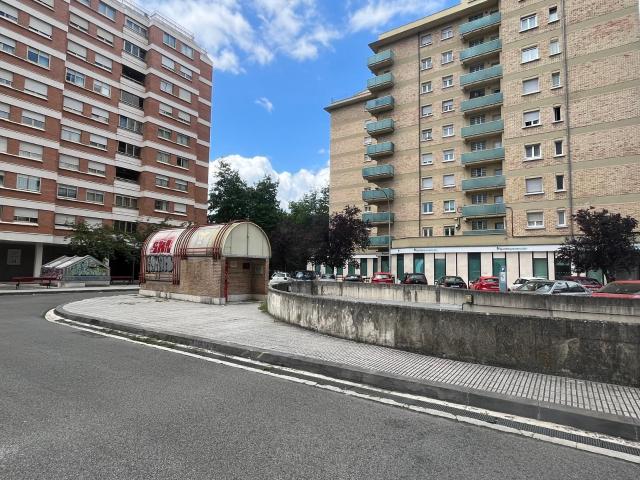 Garaje en Pamplona Iruña