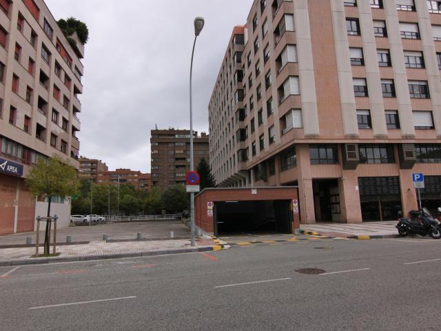 Garaje en Pamplona Iruña