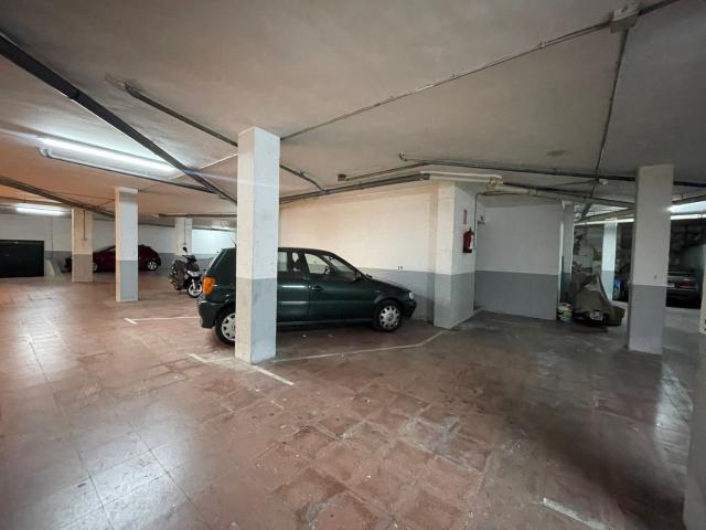 Garaje en venta con 16 m2, en Mahón Maó