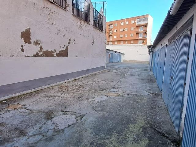 Garaje en venta con 16 m2, en Cañamares Libertad Puertollano