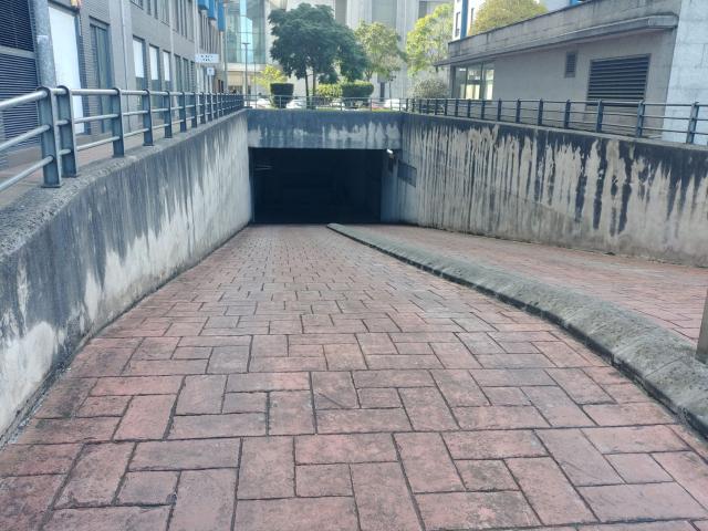 Garaje en venta con 16 m2, en Peñacastillo, Nueva Montaña Santander Capital