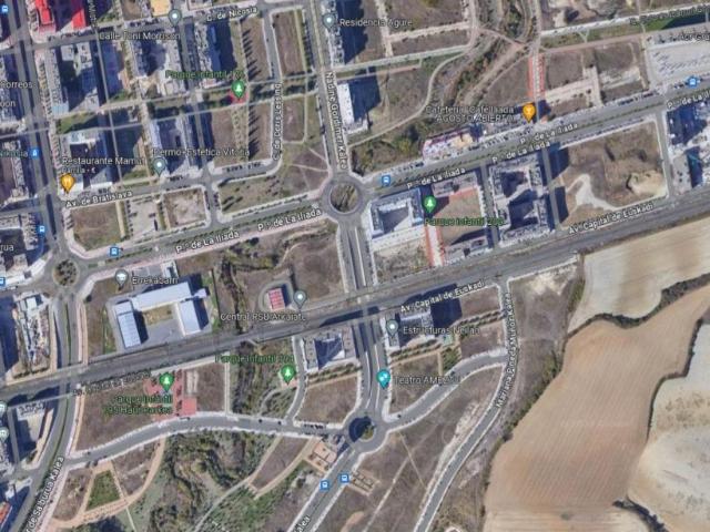 Garaje en venta con 27 m2, en Salburua Vitoria Gasteiz Capital