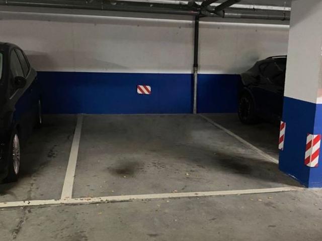 Garaje en venta con 36 m2, en Zabalgana Vitoria Gasteiz Capital