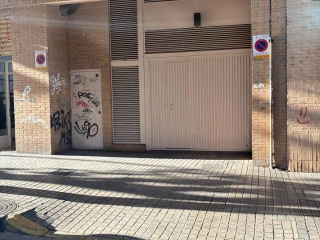 Garaje en venta calle Maximiliano thous ascensor