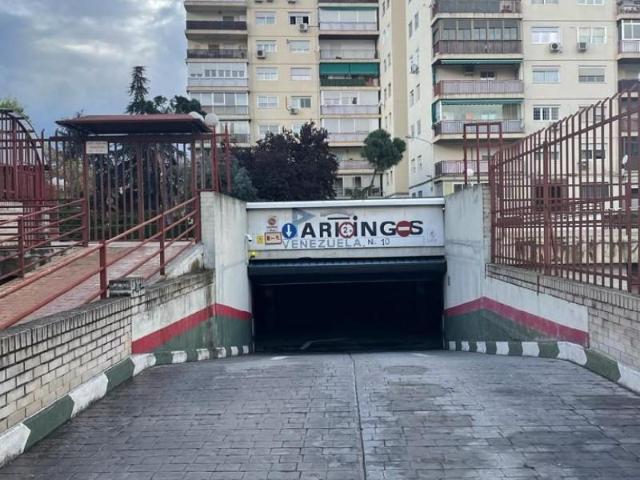 Garaje en venta en Coslada