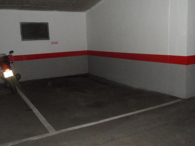 Garaje en venta en Cádiz, San Felipe