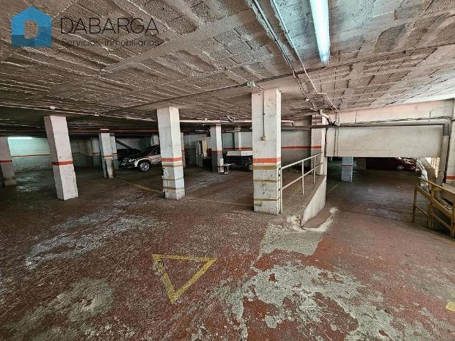 Garaje en venta en calle Calvari, Ripollet, de 14 m² por 12.900