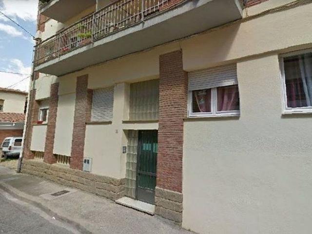 Garaje en venta en calle Candi Agustí, Olot, de 35 m² por 106.100