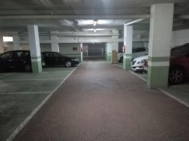 Garaje en venta en calle Capella, Torredembarra, de 12 m² por 9.500