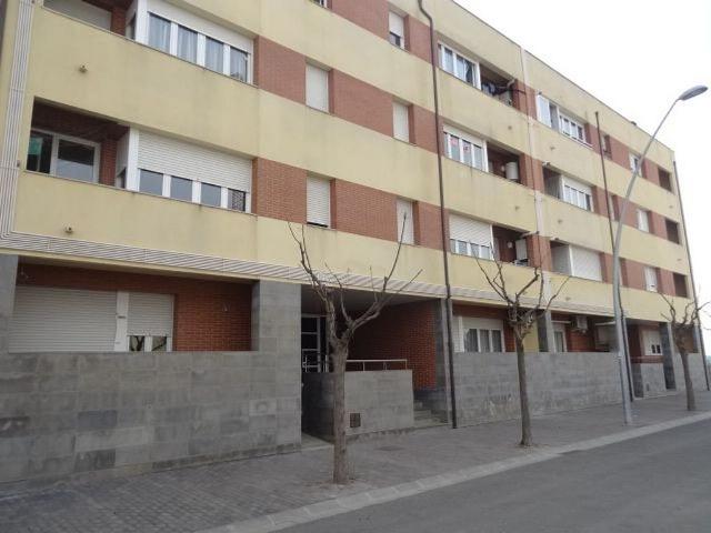 Garaje en venta en calle Aa, Alcarràs, de 20 m² por 3.500