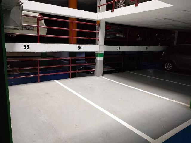 Garaje en venta en calle Barcelona, Hospitalet de Llobregat, L´, de 10 m² por 15.000