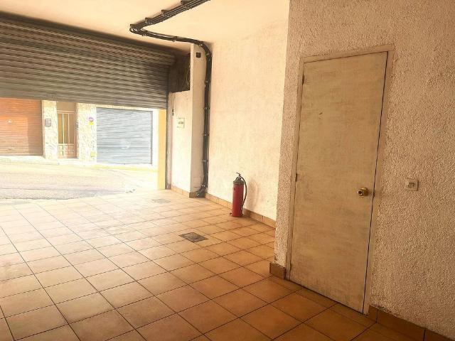 Garaje en venta en calle Giralda, Blanes, de 87 m² por 60.000
