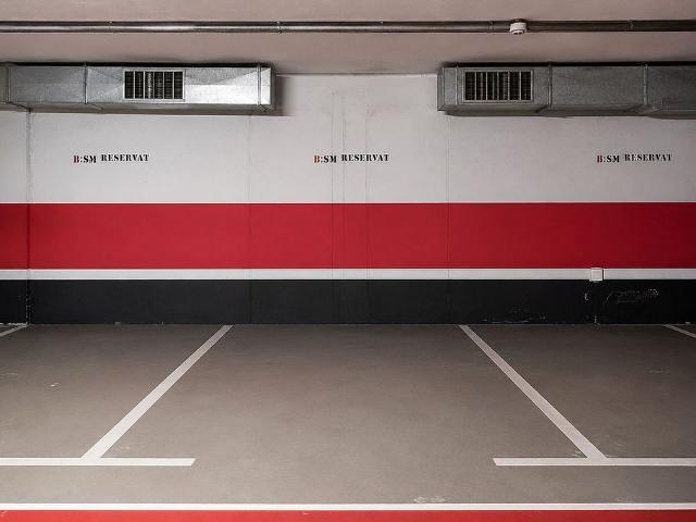 Garaje en venta en calle Gran Via de Les Corts Catalanes, Barcelona, de 12 m² por 18.000