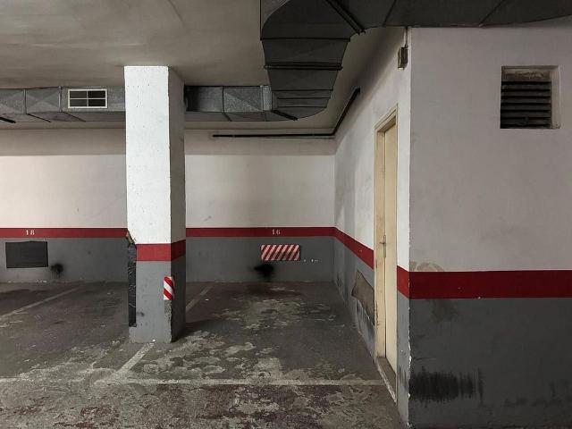 Garaje en venta en calle Gran Via de Les Corts Catalanes, Barcelona, de 9 m² por 15.000