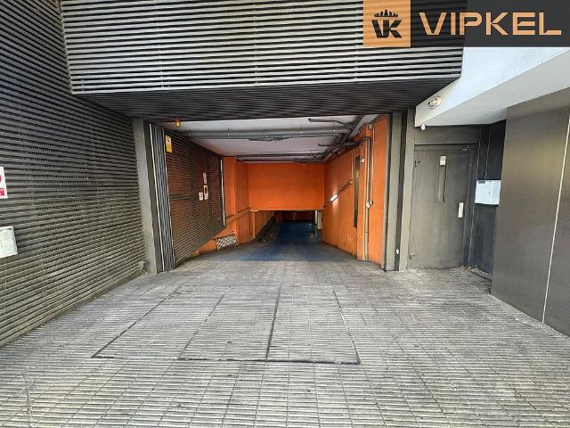 Garaje en venta en calle Gran Via de Les Corts Catalanes, Barcelona, por 36.000