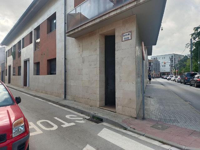 Garaje en venta en calle Gran Via Tomàs Balvey, Cardedeu, de 22 m² por 11.000